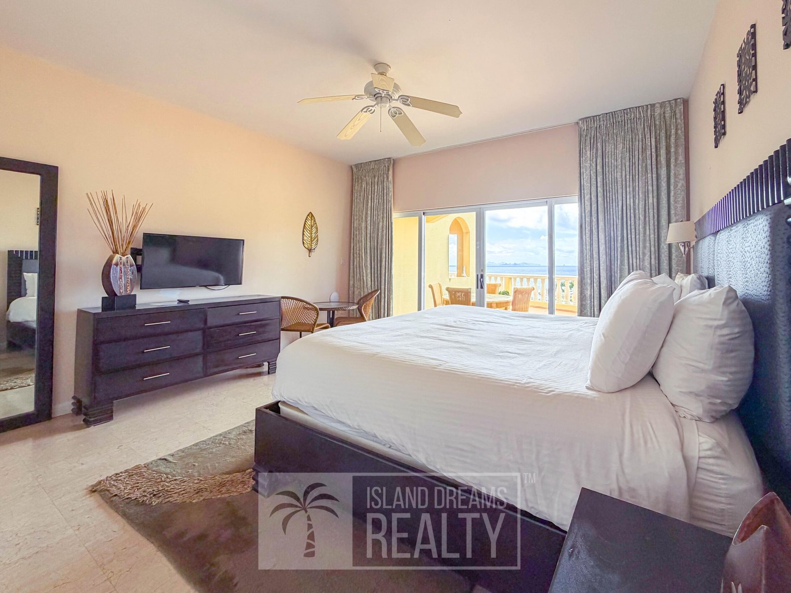 REDUCED!  Two “Separate Suites” Spectacular Princess Heights Condo — property in dawn beach, Sint Maarten