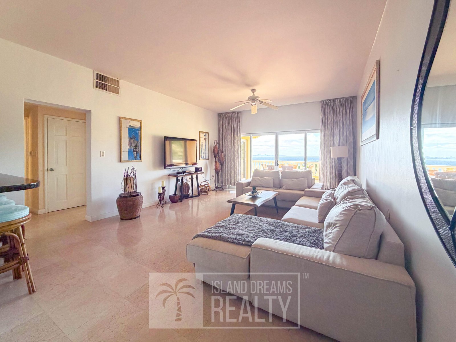 REDUCED!  Two “Separate Suites” Spectacular Princess Heights Condo — property in dawn beach, Sint Maarten