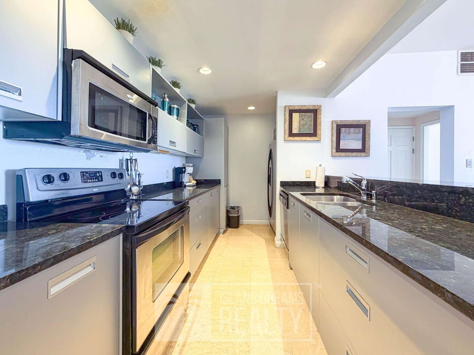 REDUCED!  Two “Separate Suites” Spectacular Princess Heights Condo — property in dawn beach, Sint Maarten