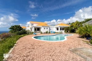 SOLD!    Monte Vista Townhouse