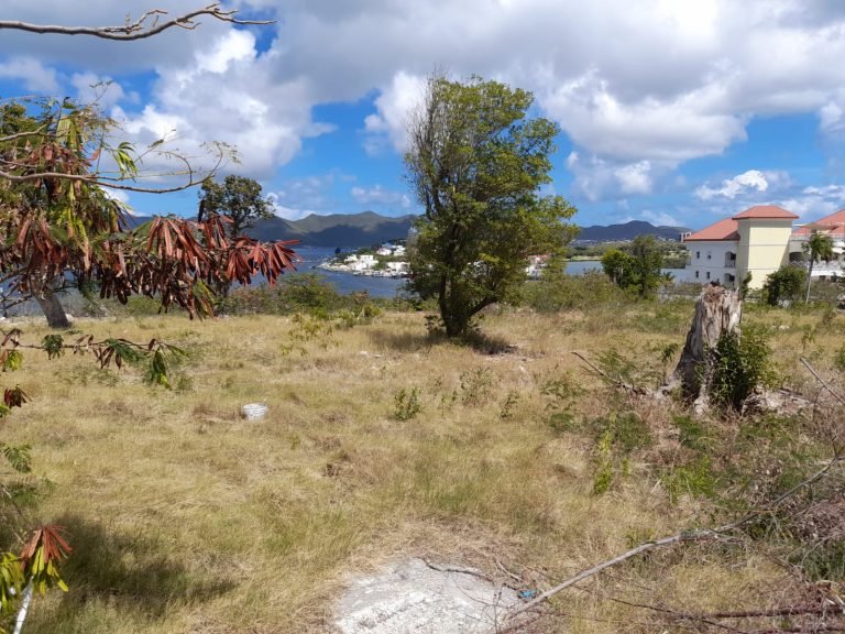 Former Summit Hotel Land, Cupecoy