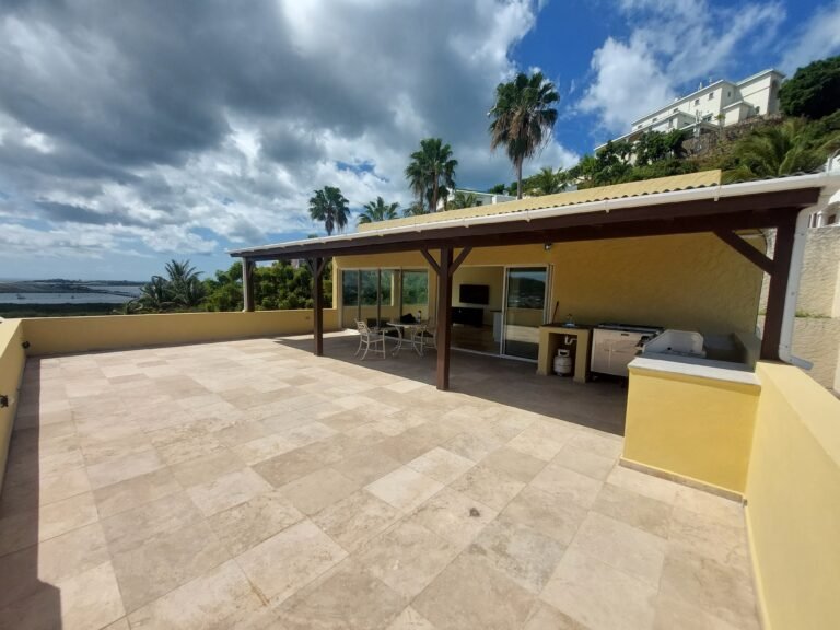 RENTED!  Two Bedroom Apartment, Cole Bay