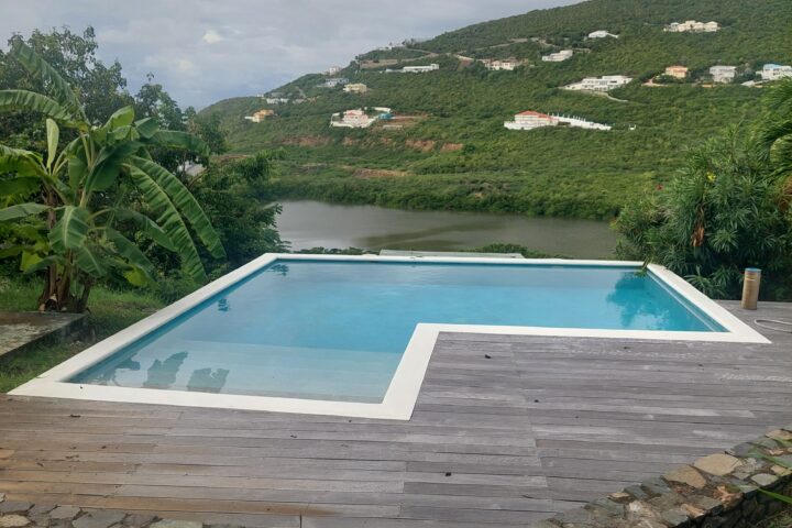 Blue Villa – Belair — 5-bedroom 3.5-bathroom property, in belair, Sint Maarten
