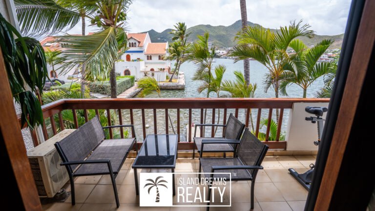 Three Bedroom Condo with 1 Boat Slip – Simpson Bay Yacht Club