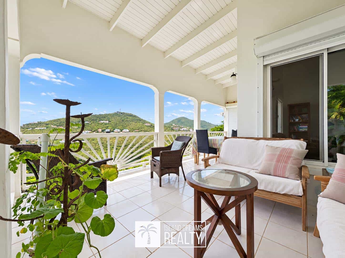 REDUCED! Two Bedroom Freestanding Home + Office & Apartment – Belair — property in Little Bay, Sint Maarten
