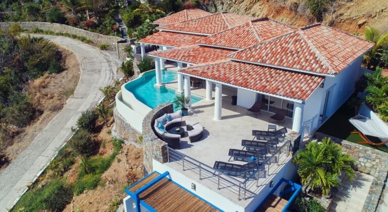 The Blue Door Villa – Oyster Pond