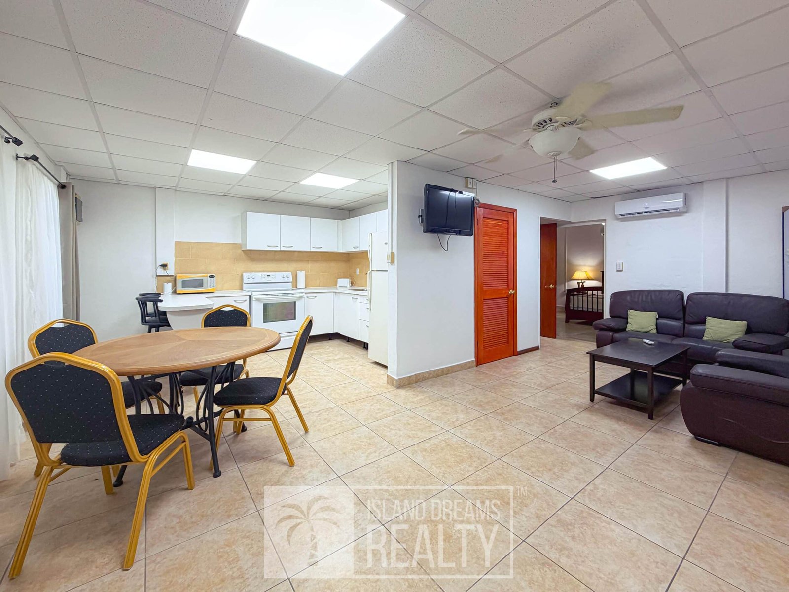 One Bedroom Condo For Rent At Rainbow Beach Club — property in cupecoy, Sint Maarten