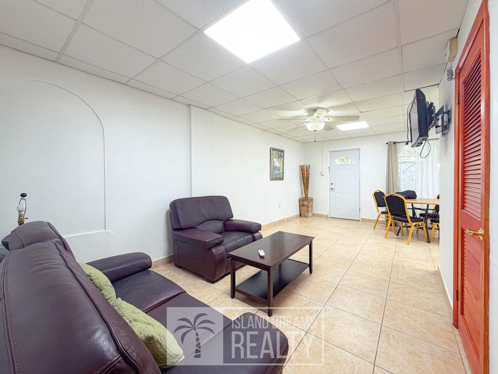 One Bedroom Condo For Rent At Rainbow Beach Club — property in cupecoy, Sint Maarten