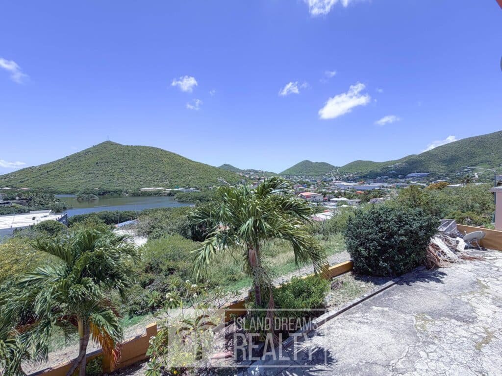 4 Bedroom Home For Rent in Zagersgut IDR