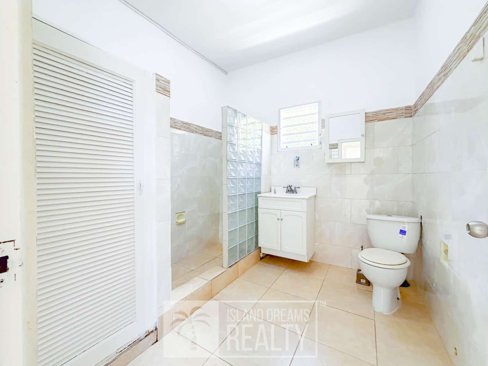 4 Bedroom Home For Rent in Zagersgut — property in Zagersgut, Sint Maarten