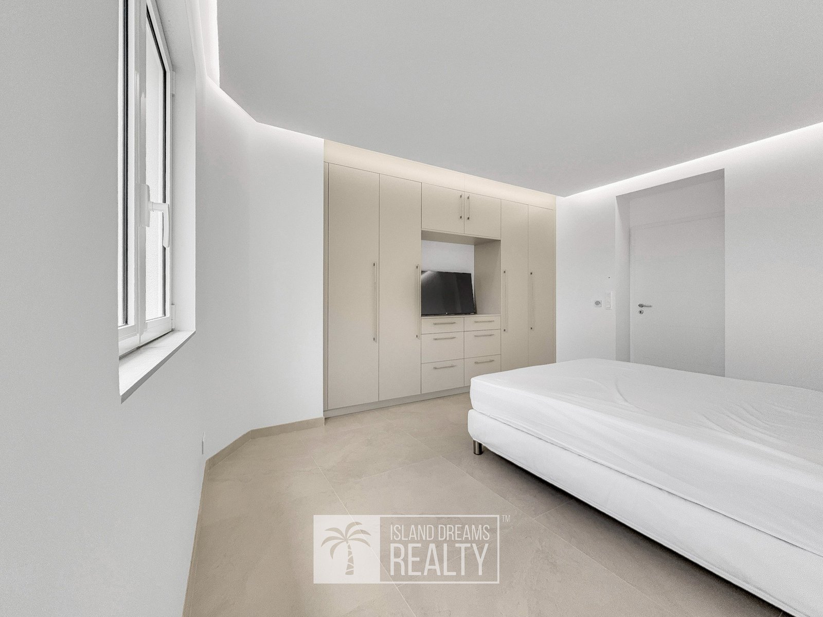 Bedroom — Four Bedroom Villa FOR RENT – Almond Grove, Almond Grove