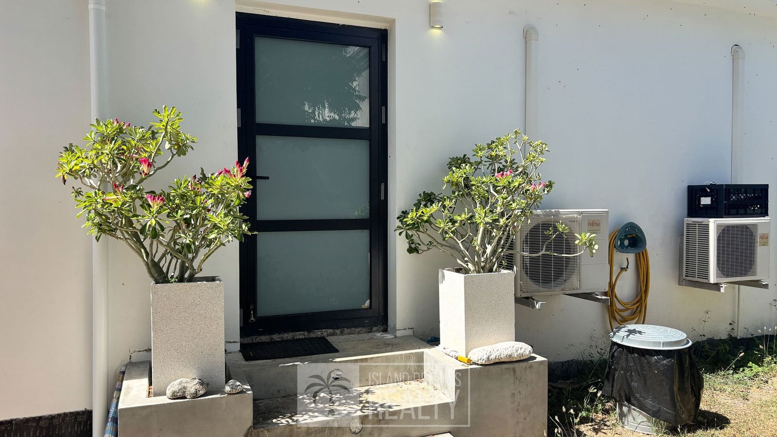 2 Bedroom Apartment + Optional Studio For Rent in Dawn Beach — property in dawn beach, Sint Maarten