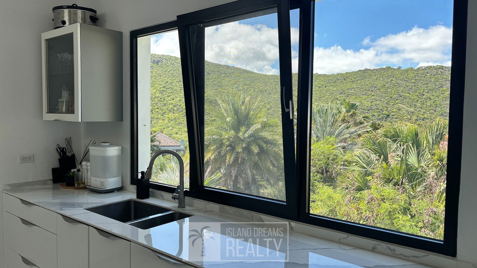 2 Bedroom Apartment + Optional Studio For Rent in Dawn Beach — property in dawn beach, Sint Maarten