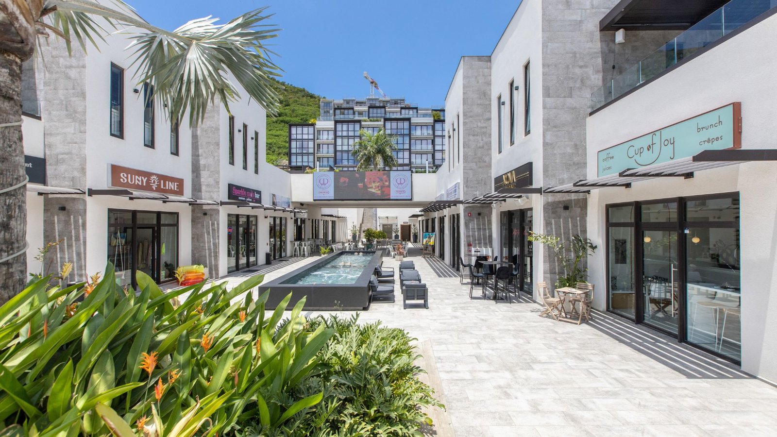 The Hills Commercial Unit 10 For Rent — property in Cole Bay, Sint Maarten