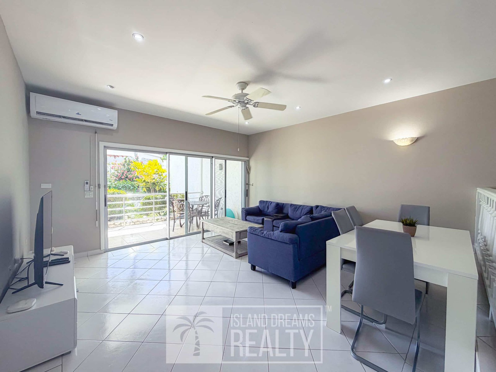 Living room — Cupecoy Beach Club Unit 119, cupecoy