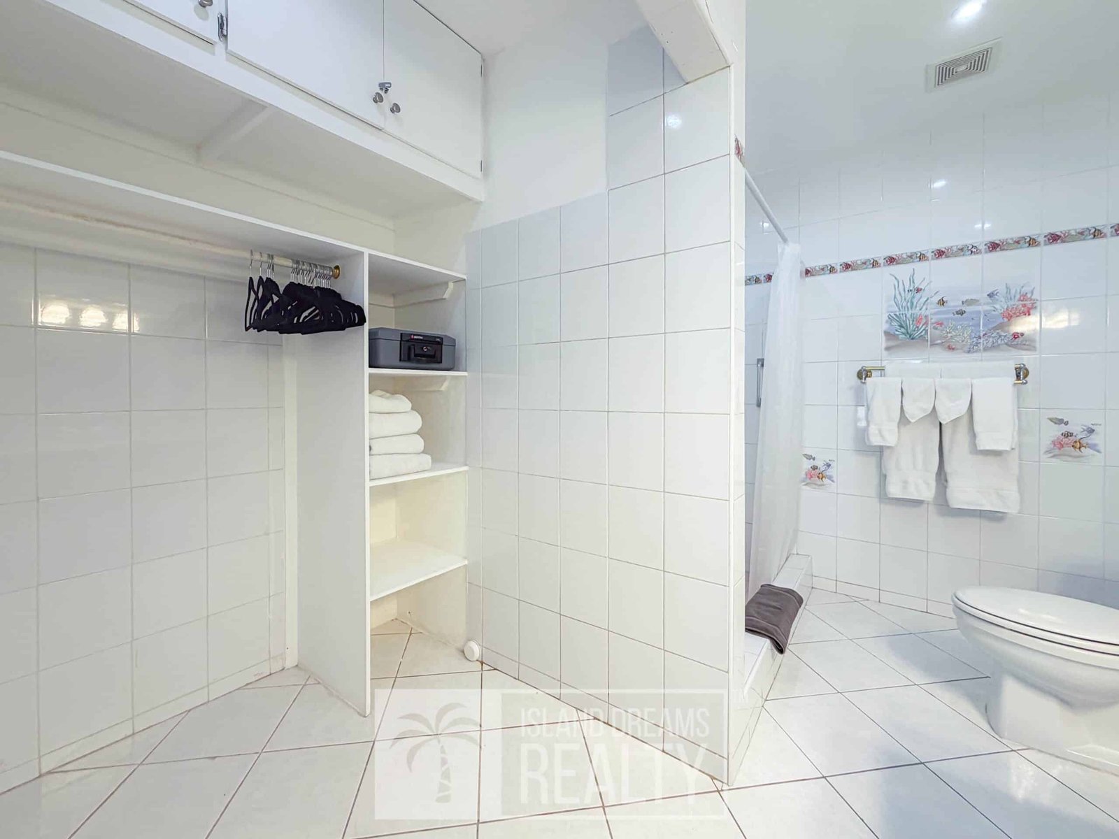 Bathroom — Cupecoy Beach Club Unit 119, cupecoy