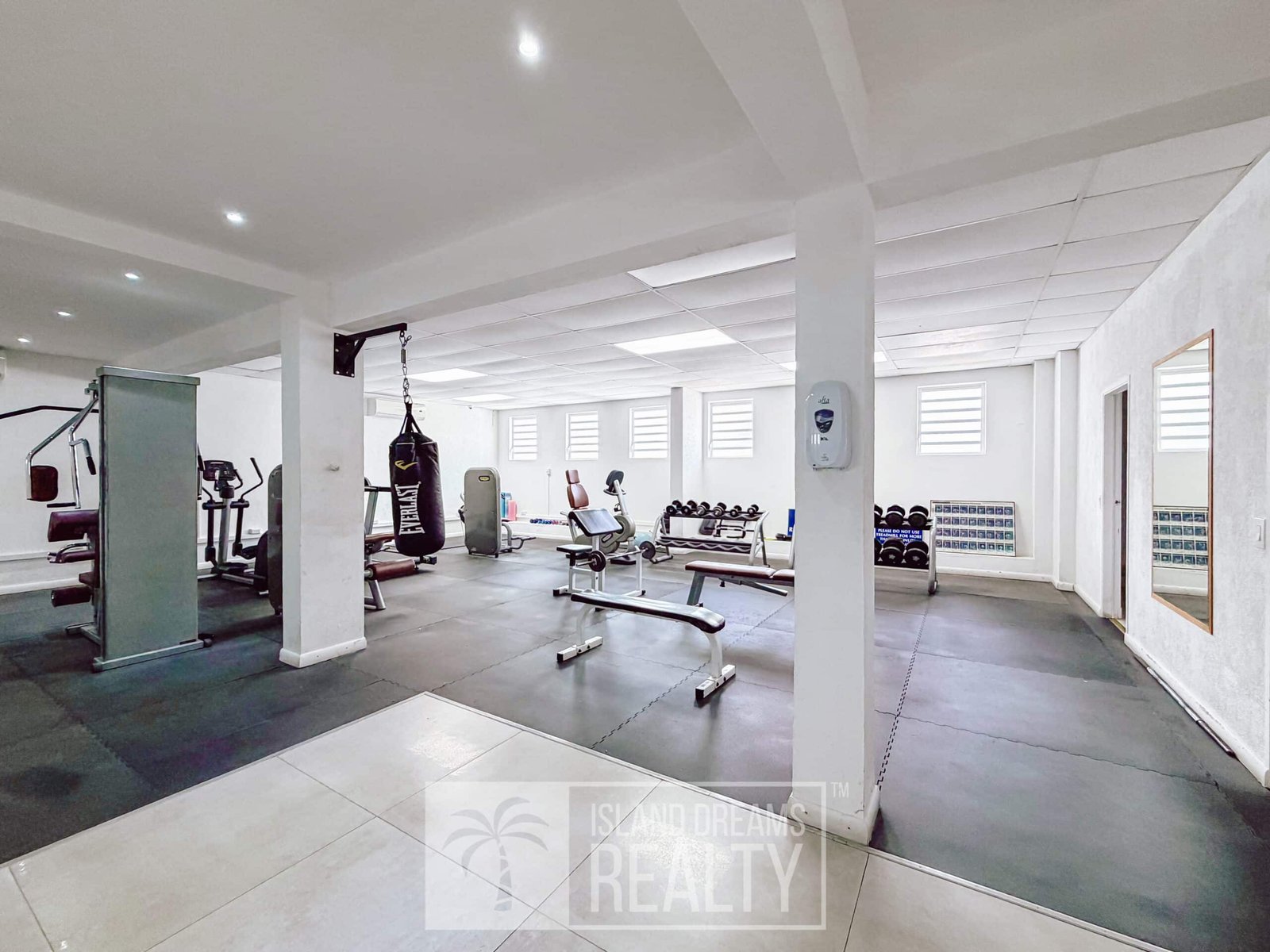 Fitness center — Cupecoy Beach Club Unit 224, Cupecoy