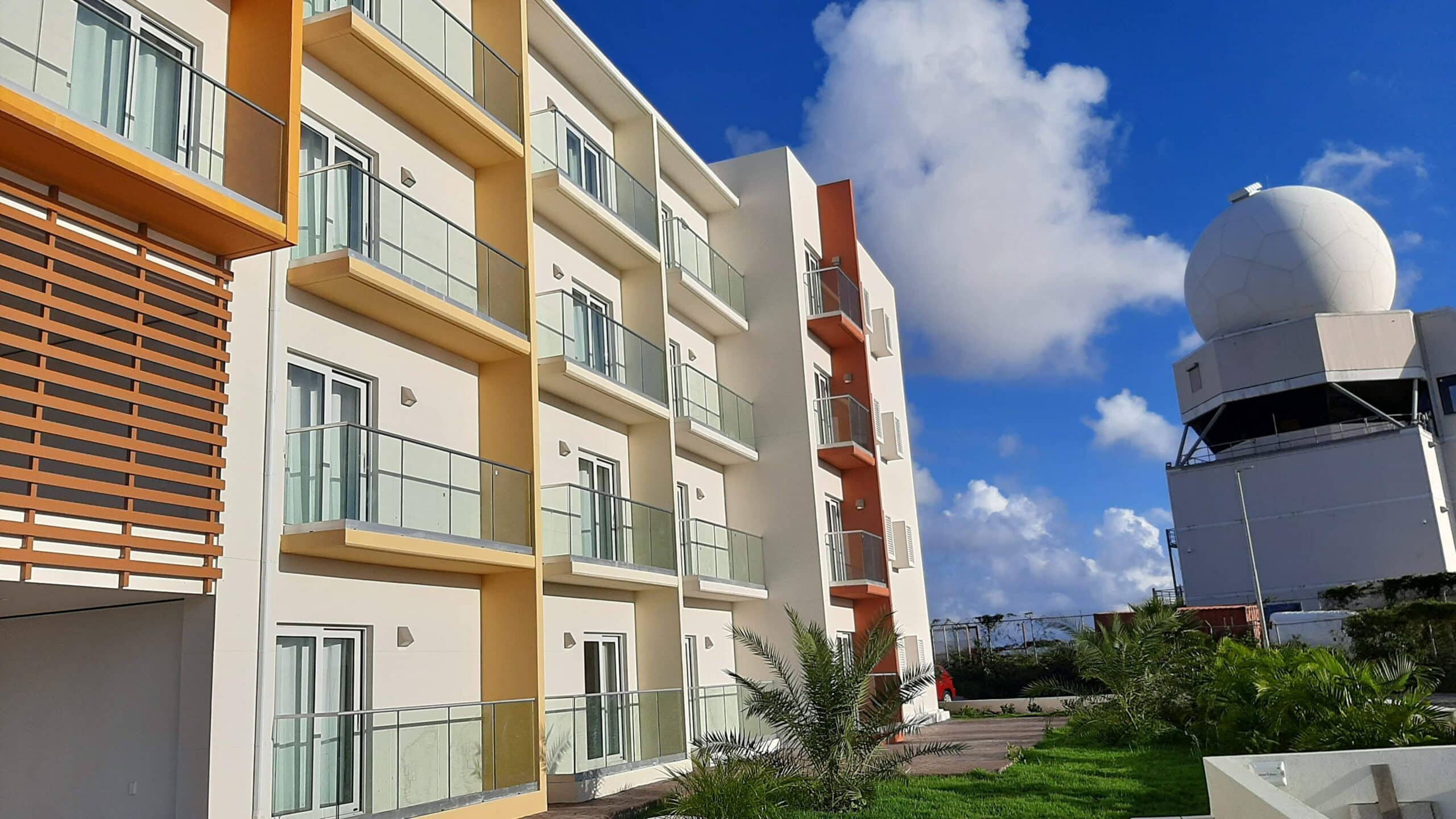 Emerald Studio 403W — property in Maho, Sint Maarten