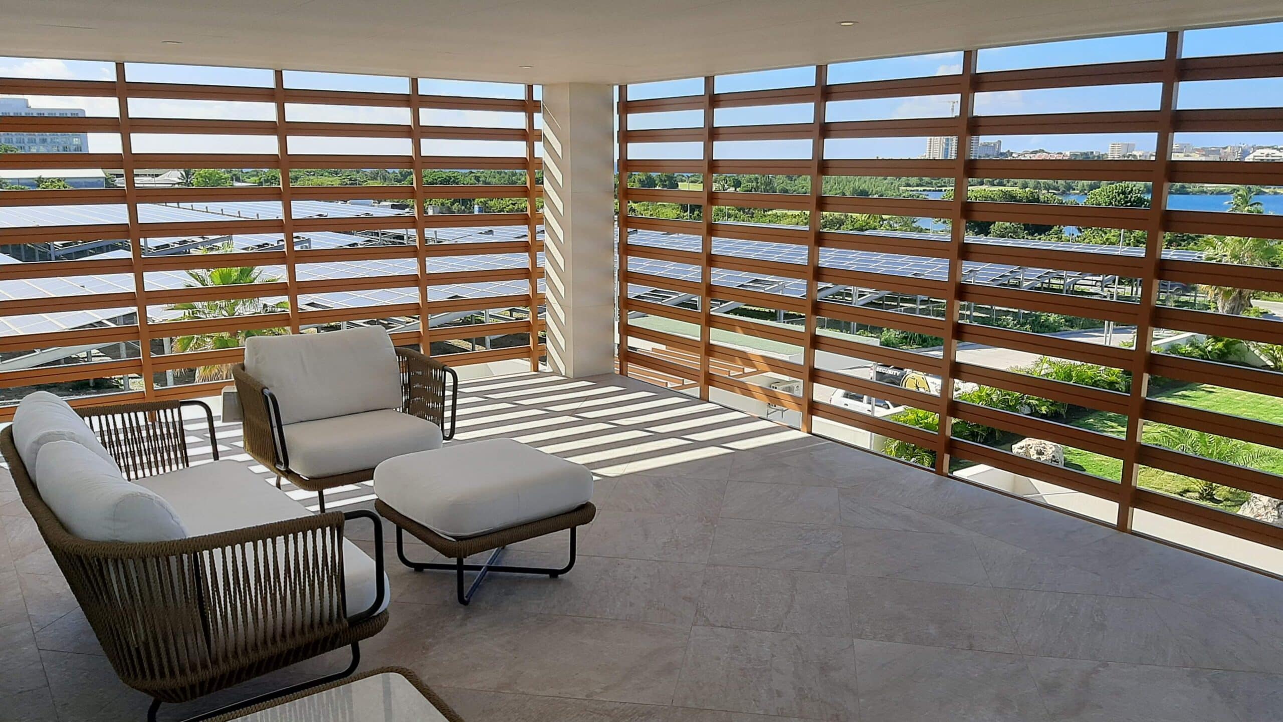 Emerald Studio 403W — property in Maho, Sint Maarten