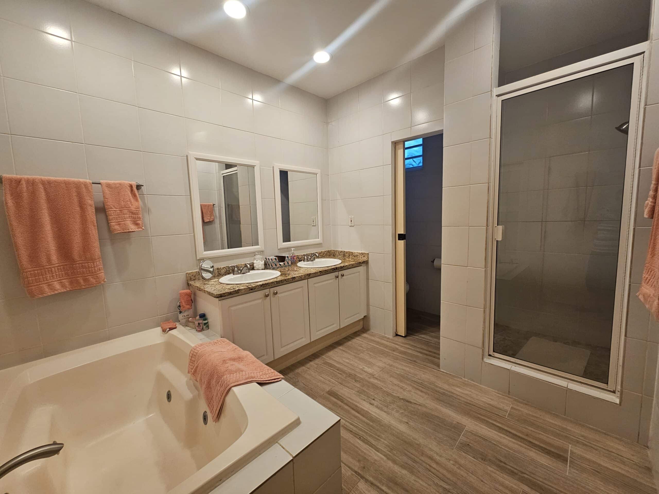 Sunset Breezes at Monte Vista — property in Monte Vista, Sint Maarten