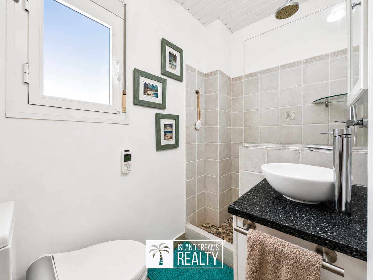 Bathroom — Le Pelican French Oyster Pond Townhouse, Sint Maarten