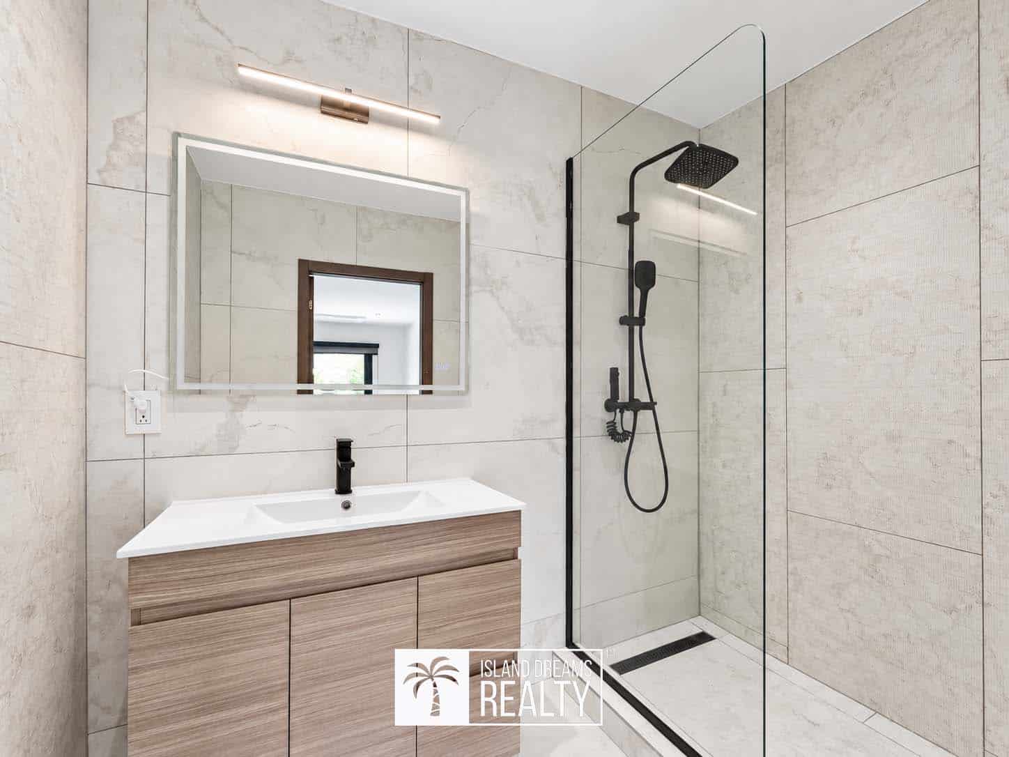 Bathroom — Vivid Residence – For Rent in Point Blanche, Point Blanche