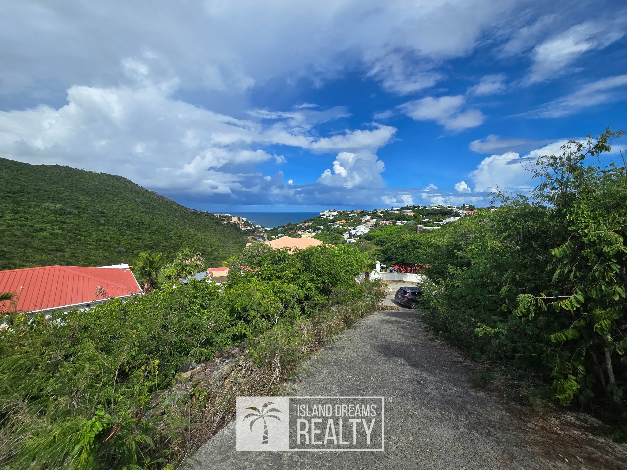 Ocean View Terrace Lot with Building Plans — property in Dawn Beach, Sint Maarten