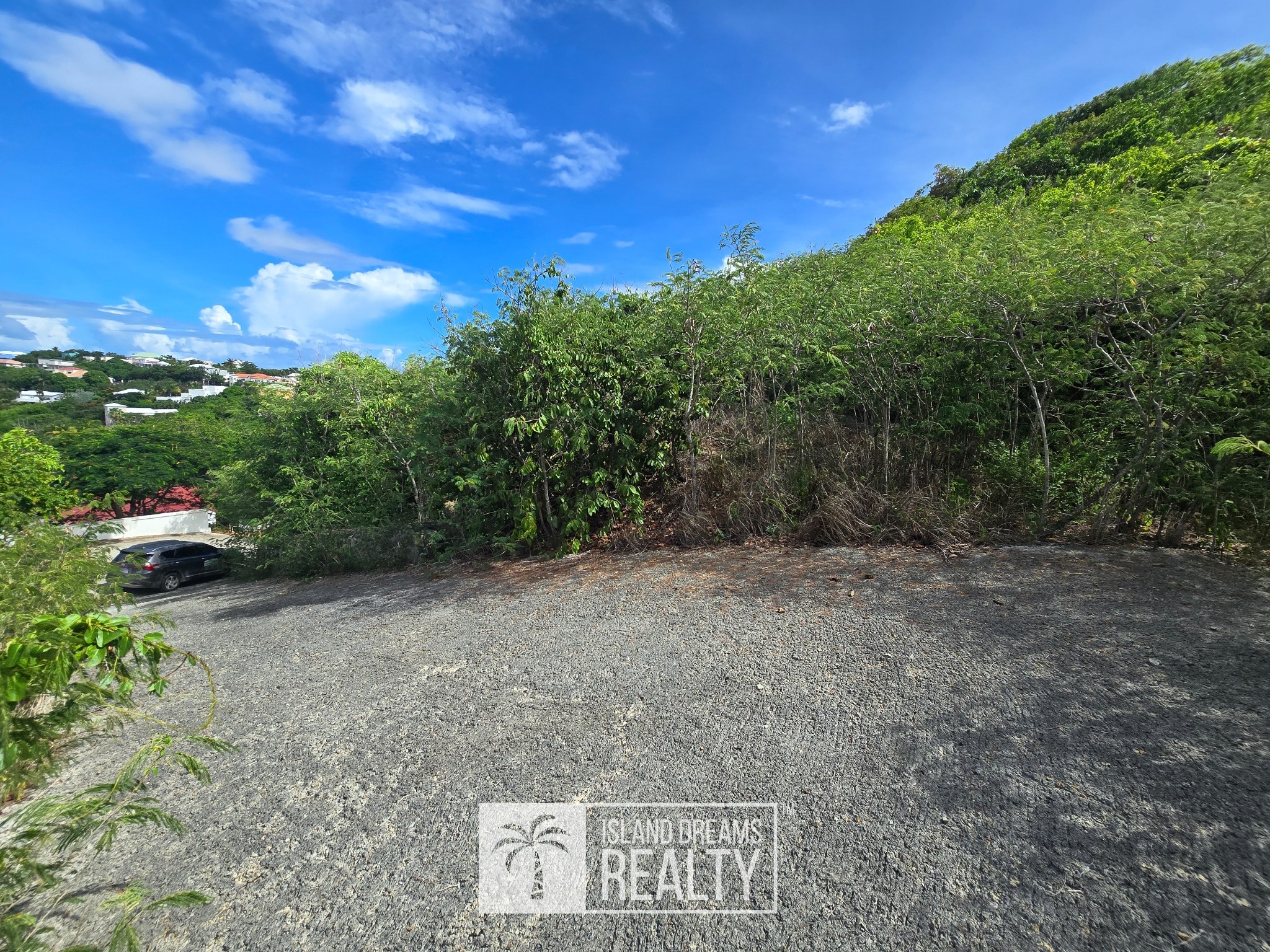 Ocean View Terrace Lot with Building Plans — property in Dawn Beach, Sint Maarten