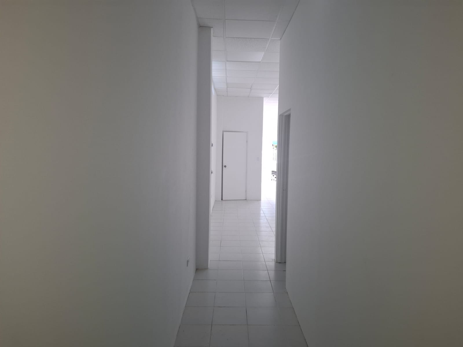 Commercial Space FOR RENT in Philipsburg — property in Philipsburg, Sint Maarten