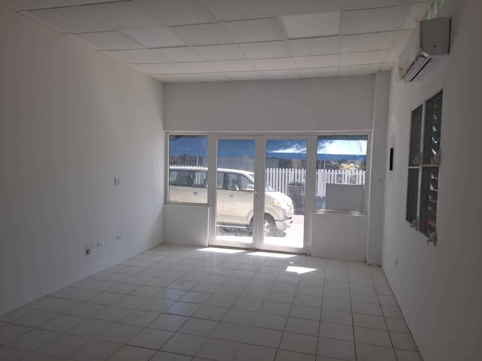 Commercial Space FOR RENT in Philipsburg — property in Philipsburg, Sint Maarten